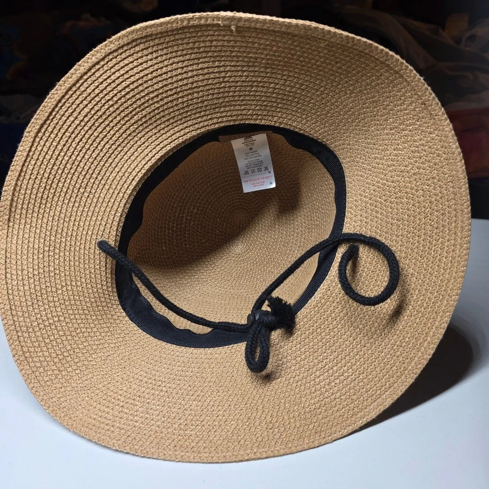 FURTALK Womens Straw Sun Hat Tan Wide‎ Brim Adjustable Chin Strap Size M